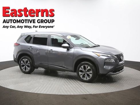 Used 2023 Nissan Rogue SV image 47