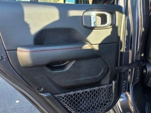 Used 2020 Jeep Gladiator Rubicon image 10