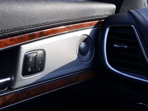Used 2019 Lincoln Nautilus Reserve w/ Ultimate Package AWD/4WD image 16