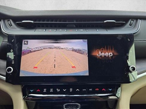 New 2026 Jeep Grand Cherokee L Limited AWD/4WD image 13