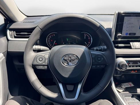 Certified 2025 Toyota RAV4 XLE Premium image 10
