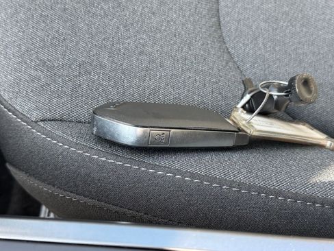 Used 2025 Kia K4 LXS image 22