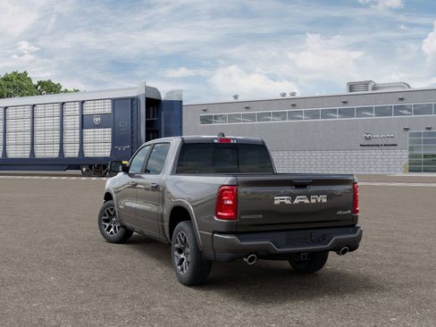 New 2026 RAM 1500 Laramie AWD/4WD image 3