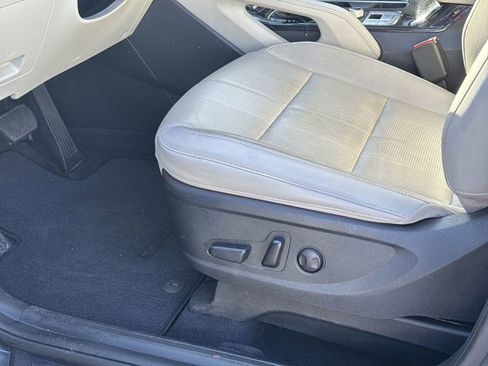 Used 2022 Kia Telluride EX w/ EX Premium Package image 17