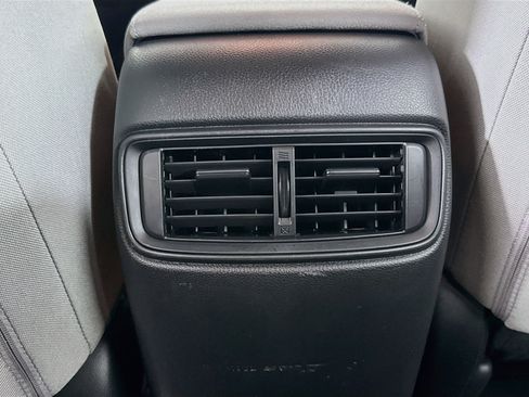Used 2017 Honda CR-V LX image 25