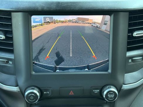 Used 2022 RAM 1500 Big Horn AWD/4WD image 16