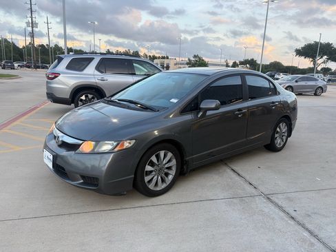 Used 2010 Honda Civic EX image 4
