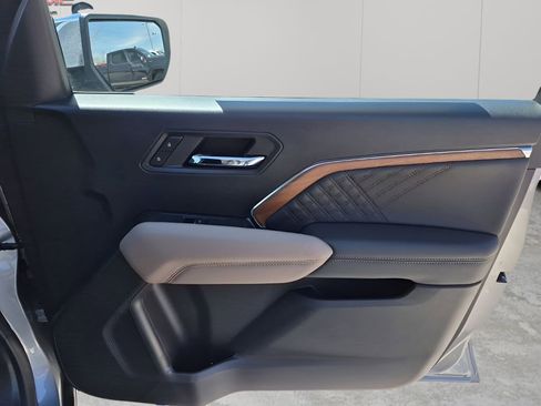 New 2026 GMC Canyon Denali AWD/4WD image 15