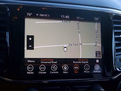 Used 2021 Jeep Grand Cherokee Laredo X image 26