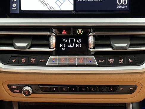 Used 2020 BMW 330i xDrive 330i xDrive w/ Premium Package image 21