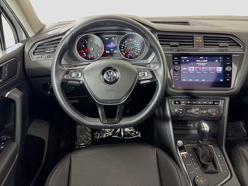 Used 2019 Volkswagen Tiguan SE AWD/4WD image 21