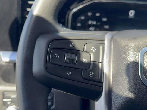 Used 2025 GMC Sierra 1500 SLT AWD/4WD image 17