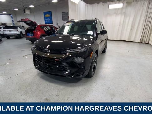 Certified 2022 Chevrolet TrailBlazer RS w/ Technology Package AWD/4WD image 5