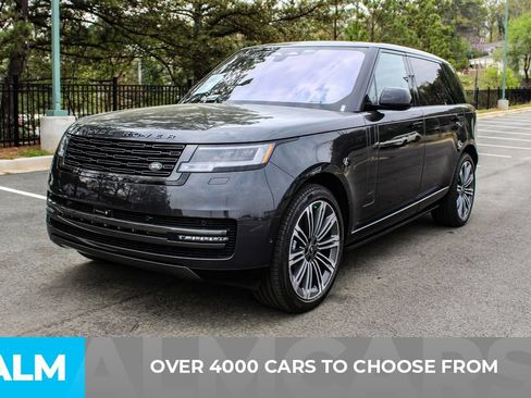 Used 2023 Land Rover Range Rover Long Wheelbase SE AWD/4WD image 2