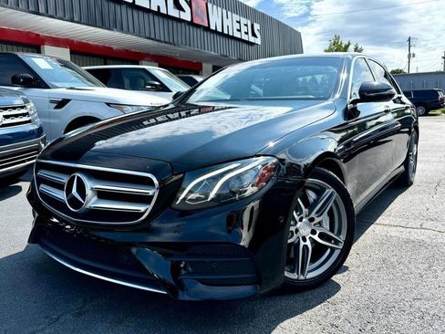 Used 2017 Mercedes-Benz E 300 E 300 image 1