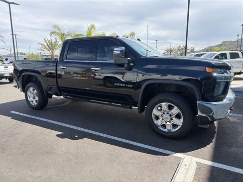 Used 2021 Chevrolet Silverado 3500 LTZ w/ LTZ Premium Package image 3