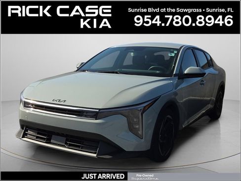 Used 2025 Kia K4 EX FWD image 1