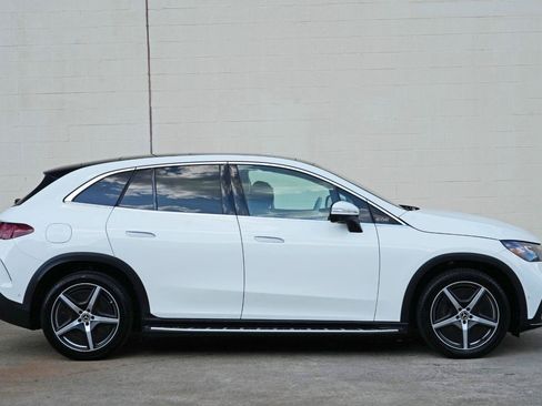 Used 2023 Mercedes-Benz EQE 500 4MATIC SUV w/ Exclusive Trim Package image 50