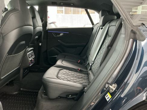 Used 2023 Audi SQ8 Prestige AWD/4WD image 29