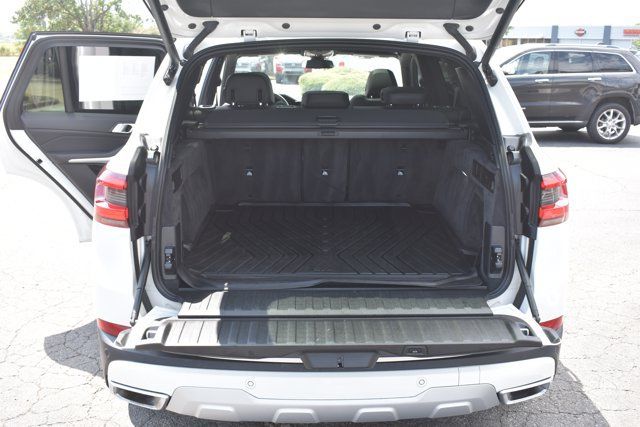 Used 2023 BMW X5 xDrive40i w/ Premium Package AWD/4WD image 18