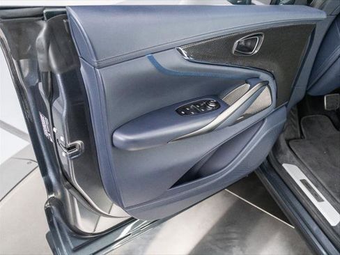 Used 2025 Aston Martin DBX 707 image 23