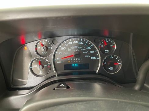 New 2025 Chevrolet Express 2500 Work Van w/ Driver Convenience Package image 30