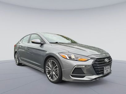Used 2017 Hyundai Elantra Sport w/ Sport Premium Package 06
