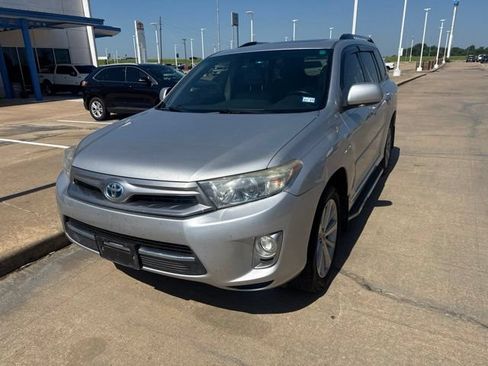Used 2013 Toyota Highlander Limited AWD/4WD image 3