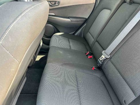 Used 2022 Hyundai Kona SEL image 18
