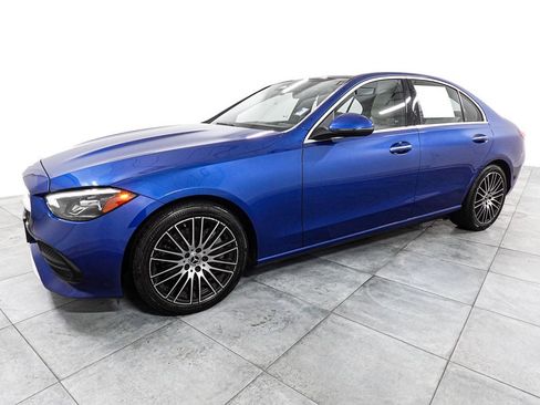Used 2023 Mercedes-Benz C 300 4MATIC Sedan image 3