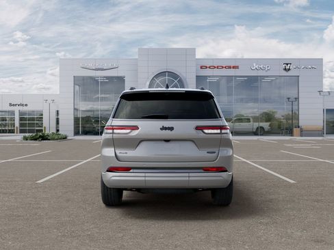 New 2026 Jeep Grand Cherokee L Summit w/ Obsidian Package image 7