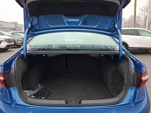 Used 2024 Volkswagen Jetta Sport image 28