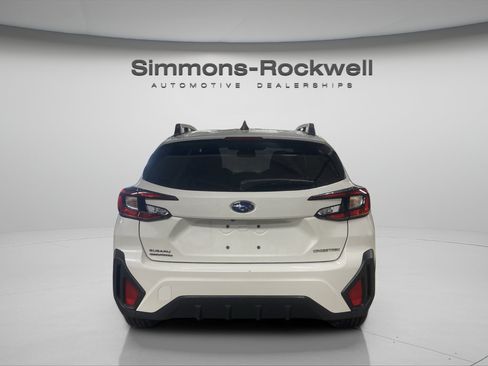 Used 2025 Subaru Crosstrek 2.5i Premium AWD/4WD image 4