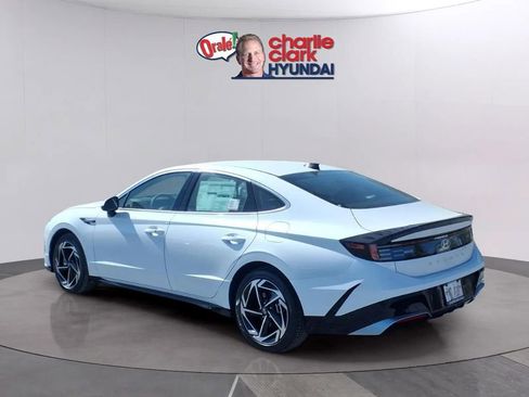 New 2026 Hyundai Sonata SEL image 3