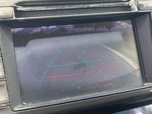 Used 2013 Toyota RAV4 XLE AWD/4WD image 25