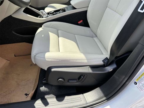 New 2026 Volvo XC40 B4 Plus w/ Protection Package Premier image 16