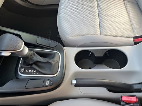 Used 2025 Kia Soul LX w/ LX Technology Package image 21