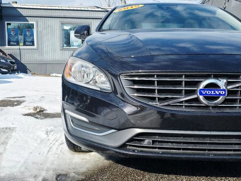 Used 2015 Volvo S60 T5 Premier w/ Convenience Package image 3
