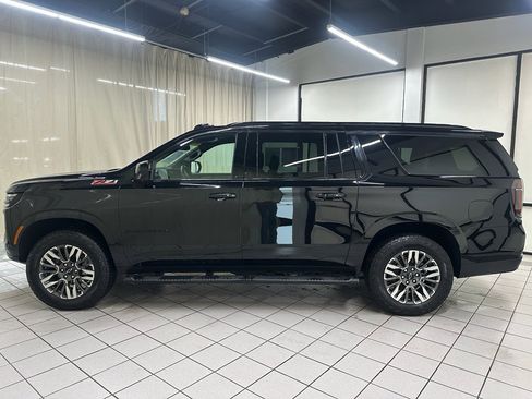 Certified 2025 Chevrolet Suburban Z71 image 11