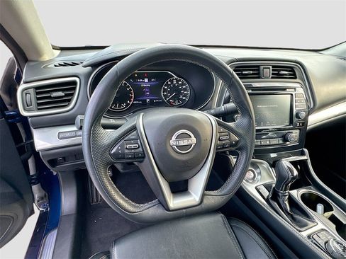 Used 2023 Nissan Maxima SV w/ Floor Mat Group image 11