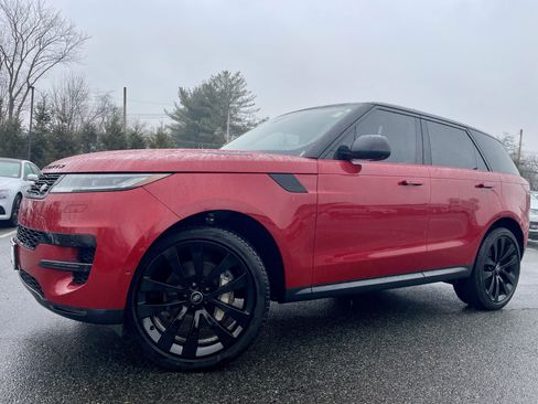 Used 2024 Land Rover Range Rover Sport SE image 35