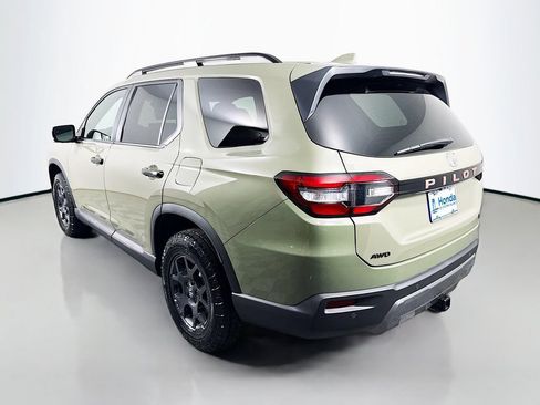 Used 2026 Honda Pilot TrailSport image 5