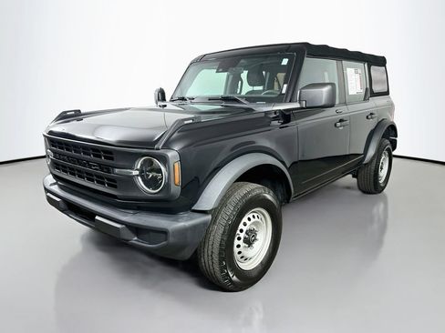 Used 2021 Ford Bronco 4-Door AWD/4WD image 3
