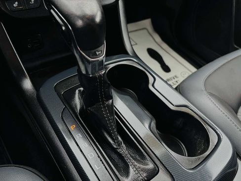 Used 2022 Chevrolet Colorado Z71 AWD/4WD image 49