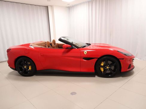 Used 2023 Ferrari Portofino M RWD image 8