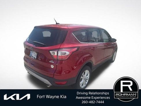 Used 2017 Ford Escape SE FWD image 5