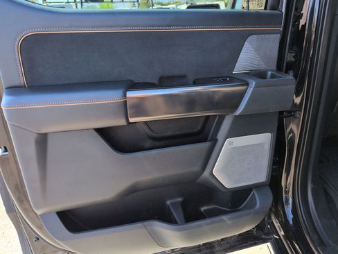 Used 2021 Ford F150 Platinum image 31