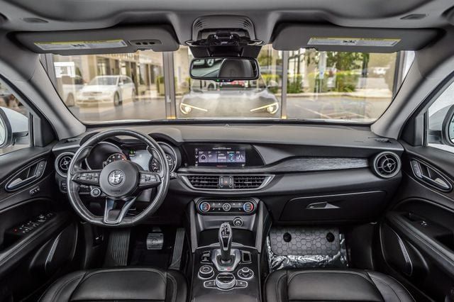 Used 2021 Alfa Romeo Stelvio Sprint w/ Sun & Sound Package AWD/4WD image 3