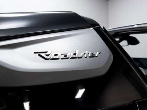 Used 2019 BMW i8 Roadster image 38