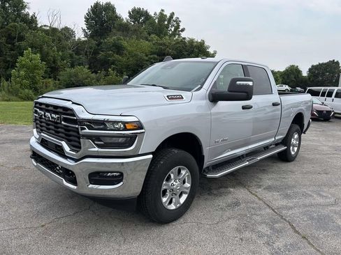 Used 2026 RAM 2500 Big Horn AWD/4WD image 9